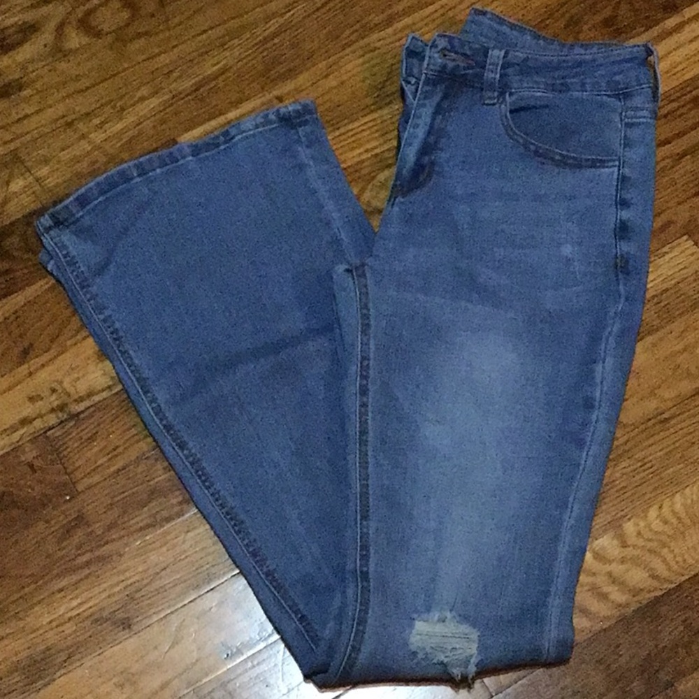 New w/out Tags Bell Bottom Jeans